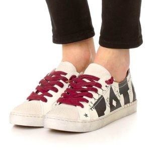 Dolce Vita Women's Z-Pata Fashion Sneaker white black burgundy laces graffiti